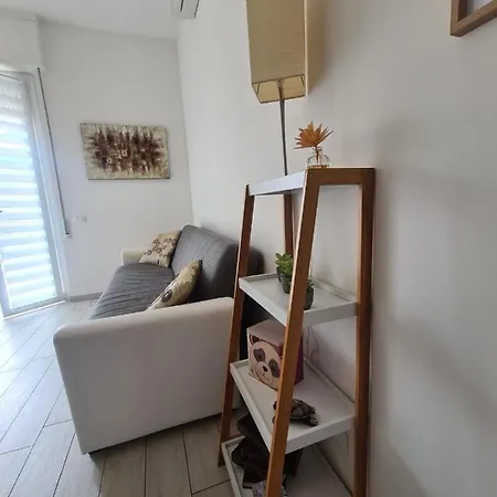 Casa Panda * Luni